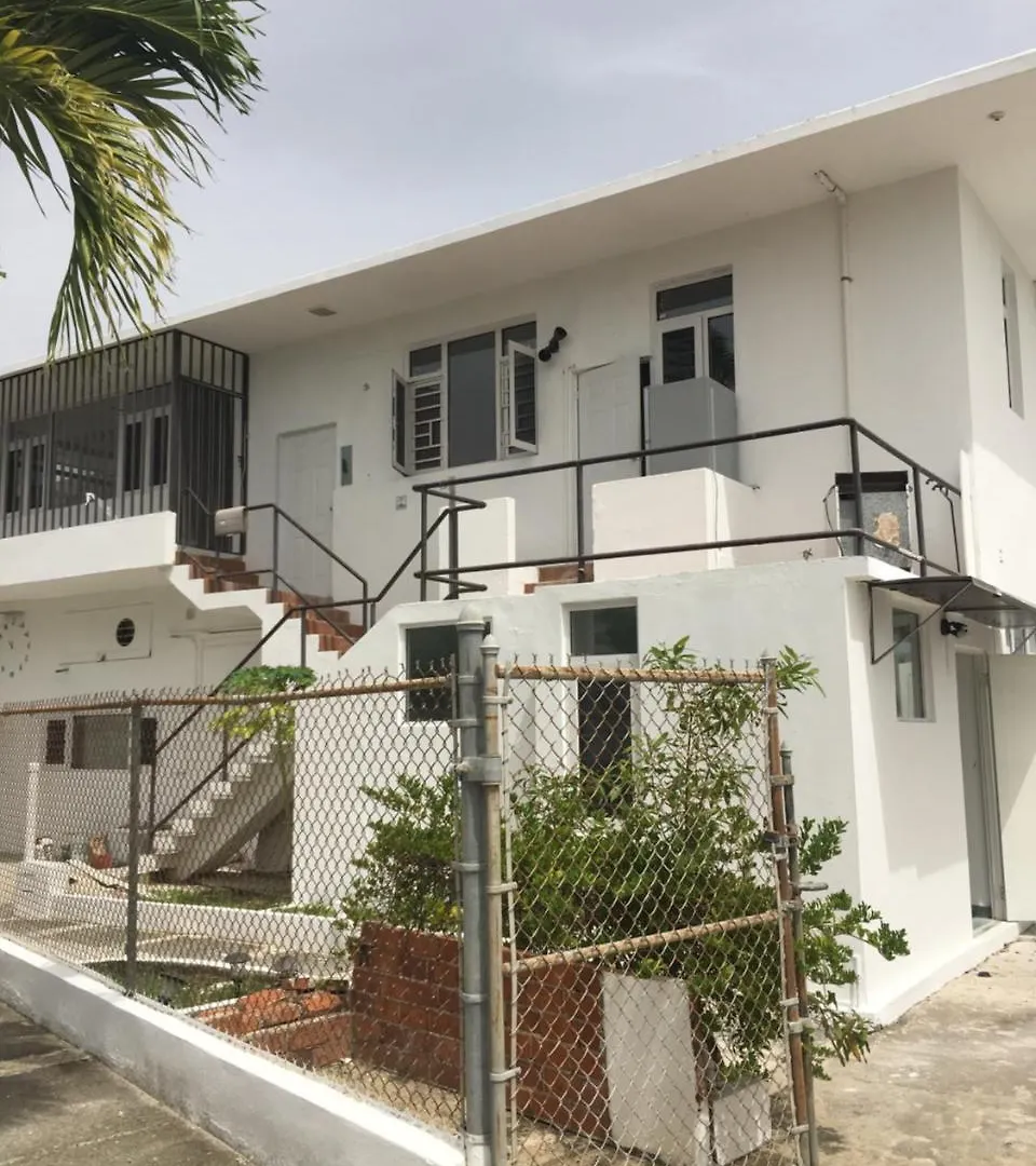 Beach House Hotel San Juan Guest house