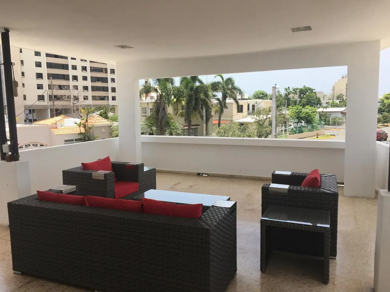 Beach House Hotel San Juan Guest house