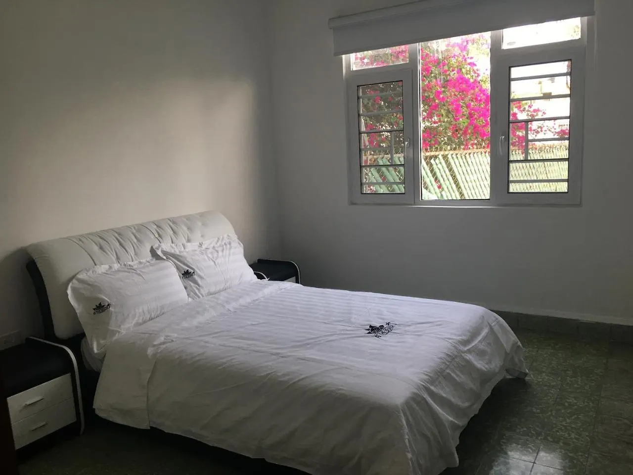 Hotel Beach House San Juan 0*,