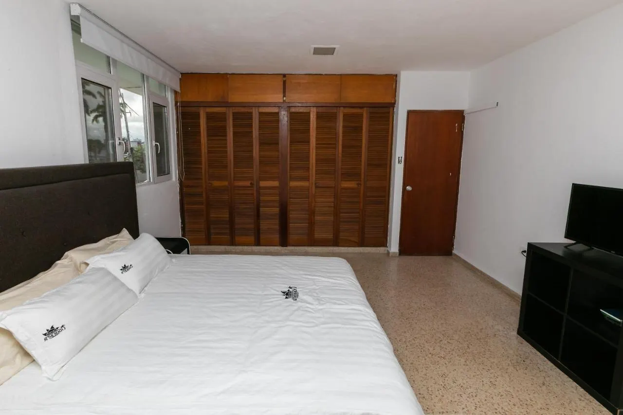 Hotel Beach House San Juan Penzion